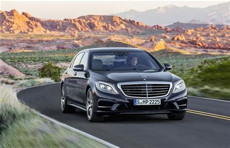 Preview 2014 Mercedes Benz S550 4matic Driving