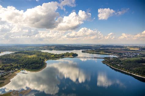 M Hnesee Aus Der Vogelperspektive Herbstluftbild Talsperren Staudamm