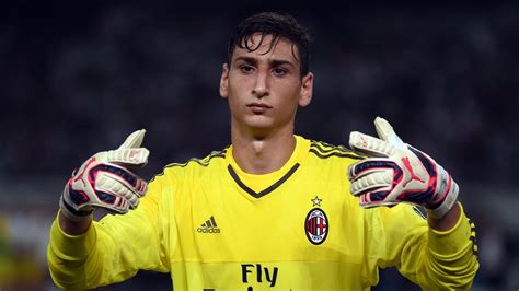 Gianluigi Donnarumma Ac Milan Le Modigliani Qui Vaut Millions