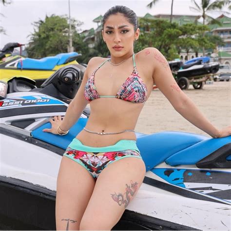 Divya Sharma Wows Fans With Stunning Bikini Pics The Live Nagpur