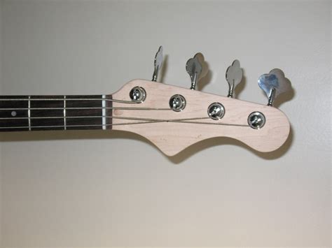 Silvertone Bass Luthiery Laboratories