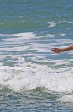 ROSAMUND PIKE In Bikini In Hawaii HawtCelebs