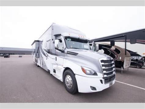 2024 ShowHauler 35KTSSL Cascadia Freightliner Detroit DD16 For Sale In