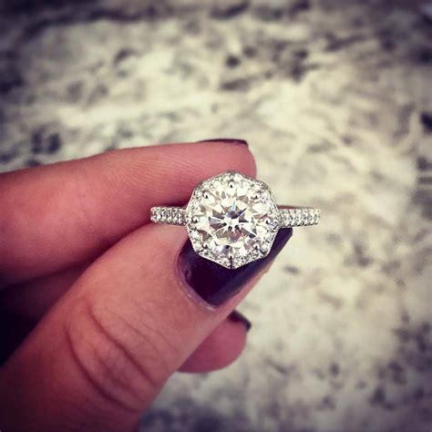 Halo Engagement Rings For Fall Our Top 10 Picks Raymond Lee Jewelers