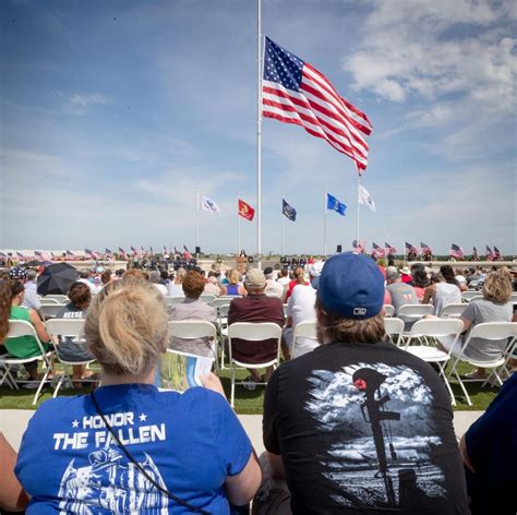 Photos: Memorial Day ceremony at Omaha National Cemetery | Military ...