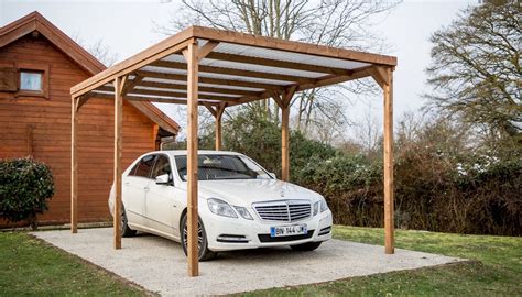 Carport En Bois à La Fois Pratique Et Esthétique