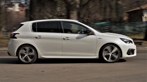 Nuova Peugeot 308 1 5 130 Cv Gt Line Prova Consumi Test