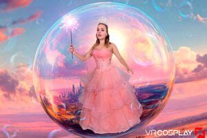 Anna Claire Clouds In Wicked Glinda A XXX Parody At VR Cosplay X Free