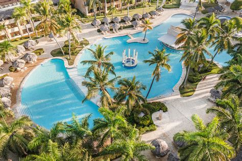 Iberostar Waves Costa Dorada: Pool & Spa Day Pass Puerto Plata | ResortPass