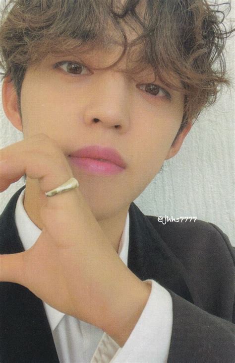 Pin by 文 on Scans SEVENTEEN Seventeen scoups Photocard Seventeen