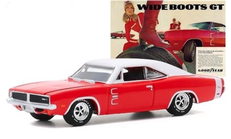 Modellautos Dodge Charger Greenlight R T Rot Matt Weiss