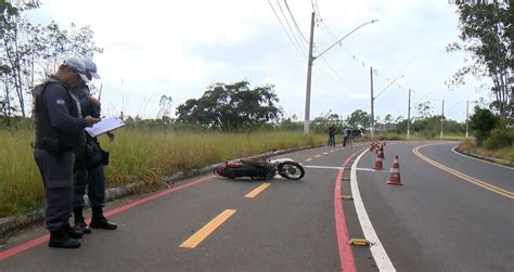 Carona De Moto Morre E Piloto Fica Ferido Em Acidente Na Serra Es