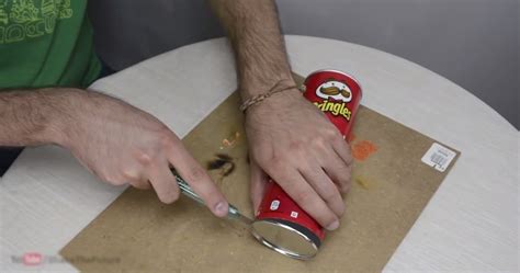 15 Resourceful Ways To Re Purpose Pringles Cans Handy Diy