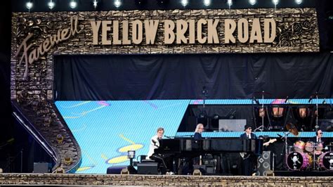 'Elton John Live: Farewell From Dodger Stadium' To Livestream on ...