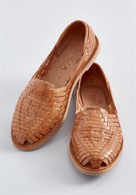 Woven Wanderer Leather Flat Tan Modcloth Cute Shoes Me Too Shoes Shoes 2018 Lady Sbicca