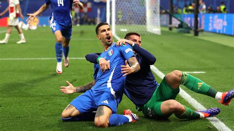 Croatia Italy Mattia Zaccagni Scores Last Second Equaliser To