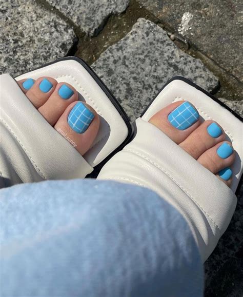 Pedicure Colors Design Ideas