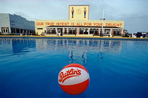 Butlins 80th Birthday Photos Show 80 Years Of Limbo Redcoats And