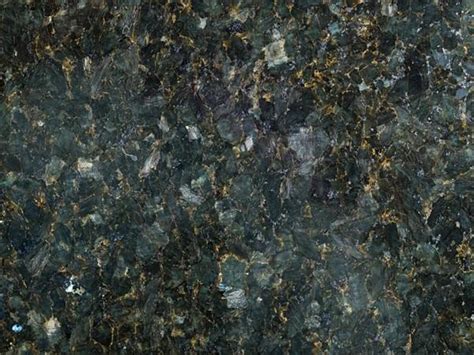 Emerald Pearl Granite Tile Suppliers Factory Buen Precio Stone Forest