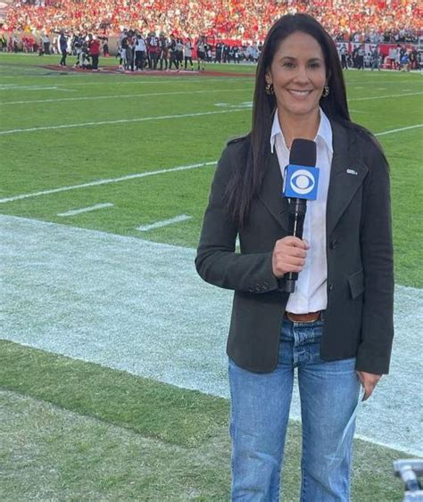 Tracy Wolfson Cbs Sports 12182022 Rhotreporters