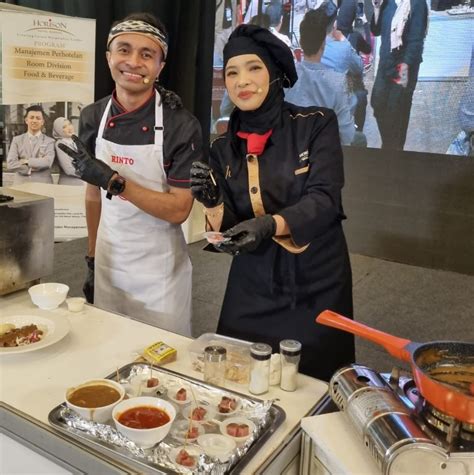 Kiat Selektif Pilih Kuliner Halal Ala Red Koki Diungkap Di Halal Fair