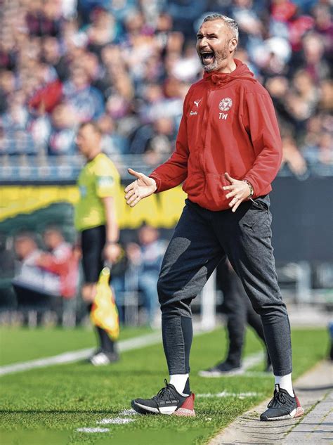 Hsv Coach Tim Walter Hat Eine Makellose St Pauli Bilanz