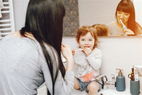 Cómo Elegir El Cepillo De Dientes Para Niños Clínica Dental Alba