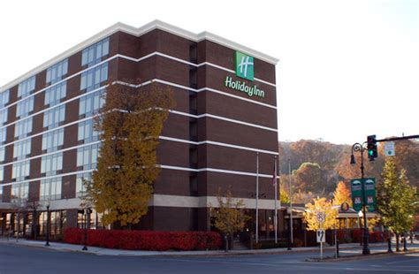 Holiday Inn Berkshires (North Adams, MA) - Hotel Reviews - TripAdvisor