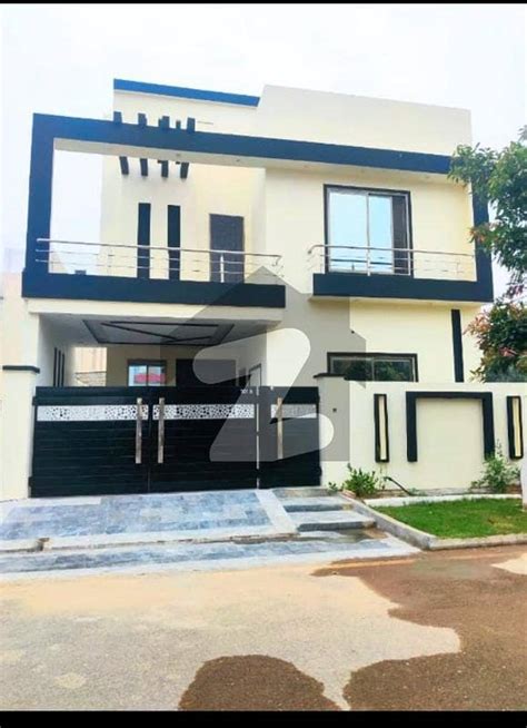 Marla Brand New Most Beautiful Prime Location Modren House For Sale