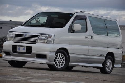 1999 Nissan Elgrand Diesel