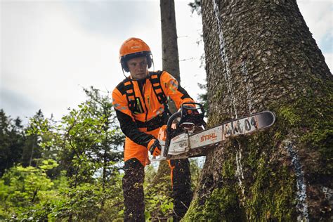 MS 400 C M Petrol Chainsaw STIHL Australia