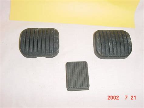 Brake Clutch Emerg Pedal Pads Fits Jeep Cj Cj Cj Cj Manual Brake