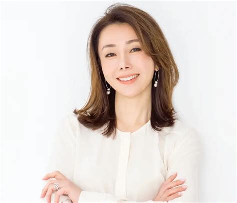 【野毛まゆりの働き方】美容部員時代から50代の結婚まで。あのデパコスブランドの誕生秘話も！｜＠baila