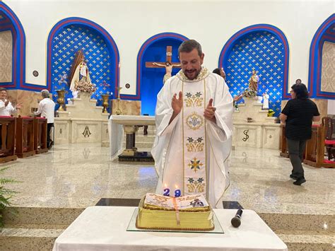 Celebra O Anos De Sacerd Cio De Padre M Rcio Nossa Senhora Da