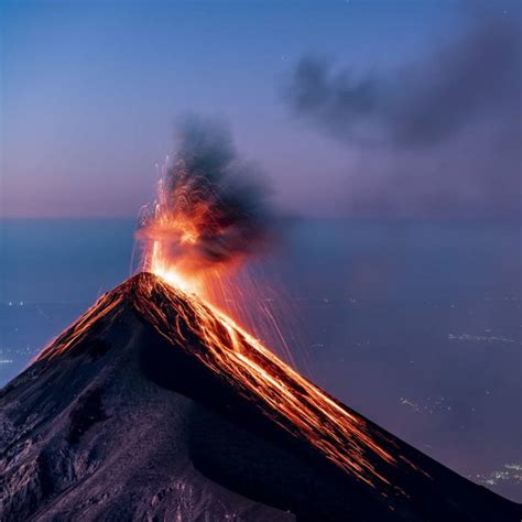 ¿cómo Nacen Y Se Despiertan Los Volcanes 🌋 Explicación Y Cuento Para Niños