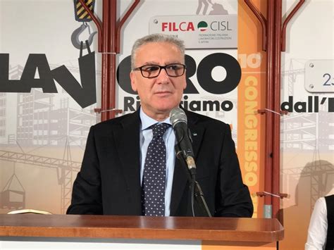 Messina Congresso Filca Cisl Giuseppe Famiano Confermato Alla Guida