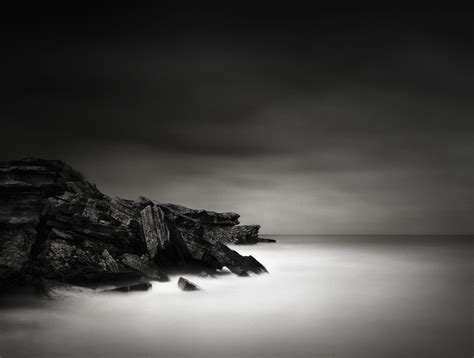 Hintergrundbilder Landschaft Schwarz Einfarbig Meer Wasser Rock