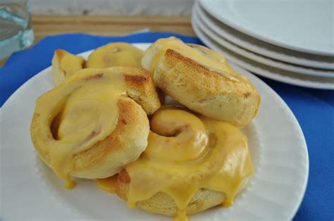 Pillsbury Orange Rolls in Air Fryer {Sweet Rolls}