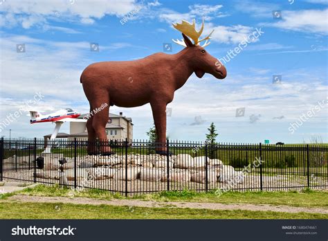 Moose Jaw Saskatchewan Canada 2016 Mac Stock Photo 1680474661 | Shutterstock