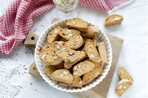 Cantucci La Ricetta Originale Dei Biscottini Tipici Toscani