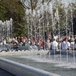 Przestrzeń publiczna Multimedialny Park Fontann w Warszawie Strona 5