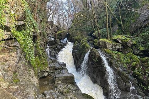 Geführte Tageswanderung zu den 4 Breacon Beacons Wasserfällen ab