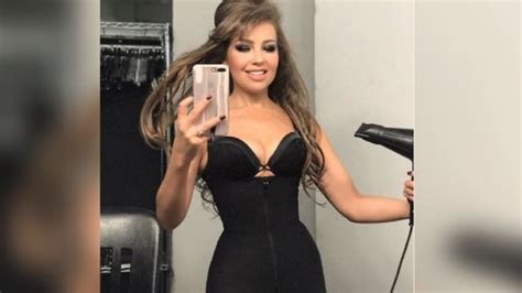 Video Thalía Reveló El Secreto De Su Cintura De Avispa Minuto30