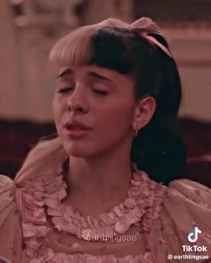 𝕸𝖊𝖑𝖆𝖓𝖎𝖊 𝕸𝖆𝖗𝖙𝖔𝖓𝖊𝖟 [video] In 2023 Melanie Martinez Live Melanie Melanie Martinez