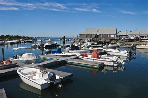 Barnstable Municipal Airport Jet Charter - Private Jet Barnstable ...