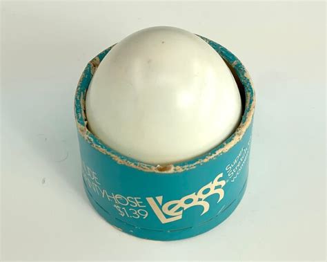 Vintage L Eggs Nude Pantyhose NOS Unopened Gem