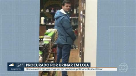 Polícia Tenta Identificar Homem Que Aparece Em Imagens Fazendo Xixi Em