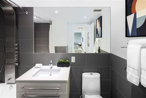 Live Near Manayunk & East Falls | Rittenhouse Hill Apartments
