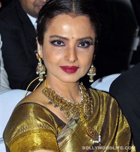 Rekha to play Sharman Joshi’s Super Nani - Bollywoodlife.com