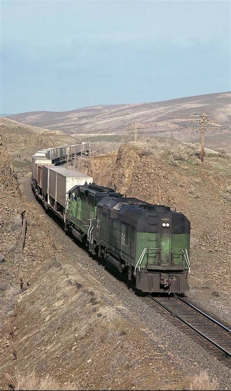 Pin By Maykos On 6 Passion And Travel Burlington Northern Railroad